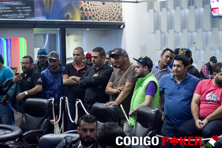 Codigo Poker(3)_30